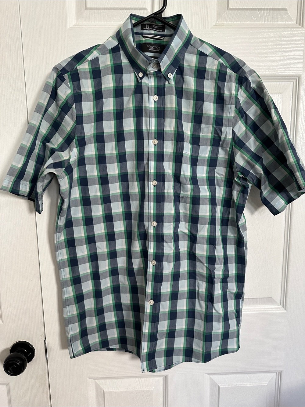 Nordstrom Men’s Short Sleeve Button-Down Plaid Shirt - Blue & Green